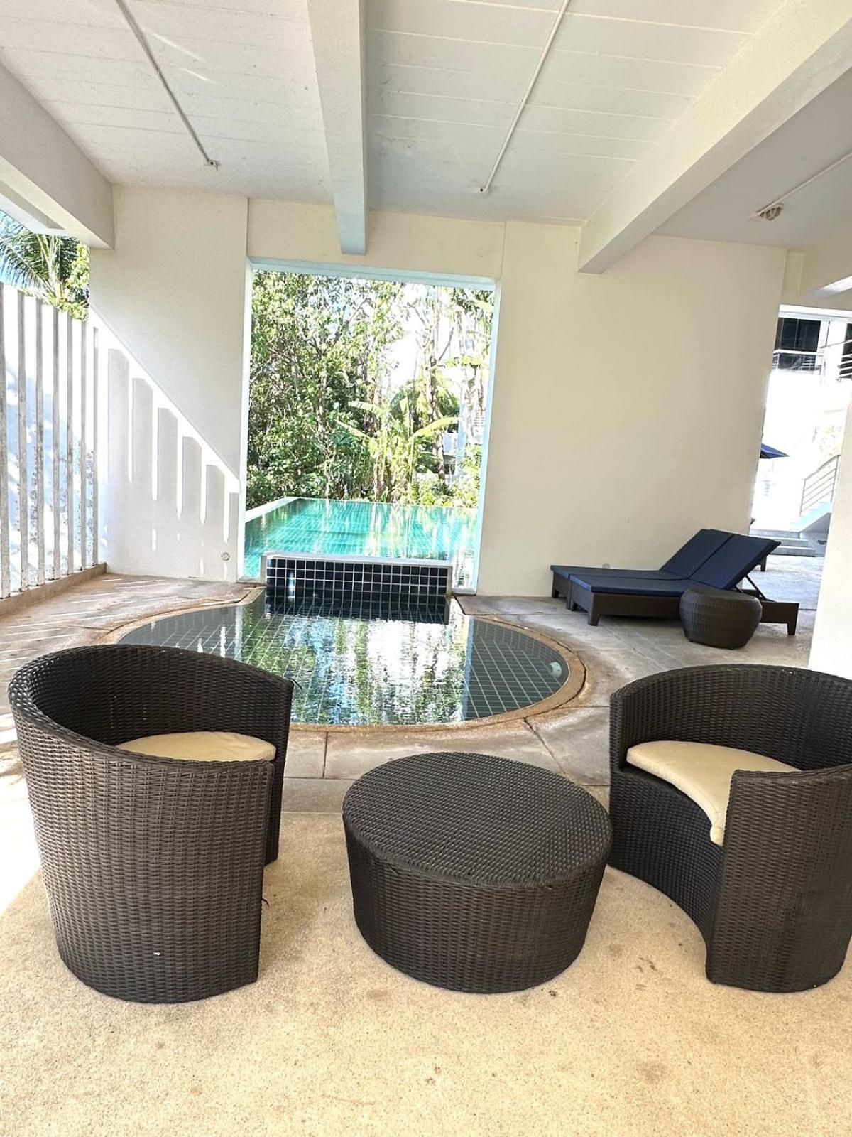Hill Family 72 M2 Seaview