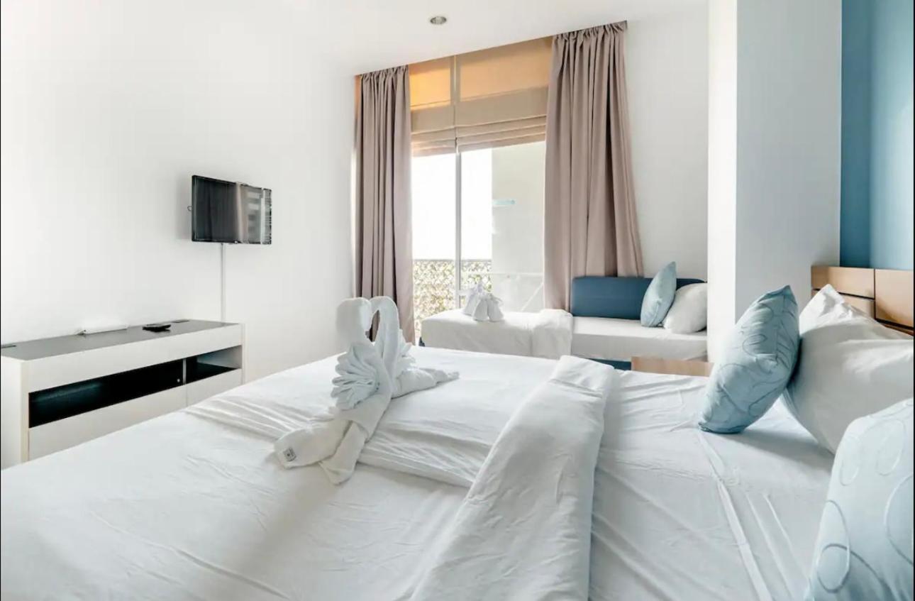 Hill Family 72 M2 Seaview