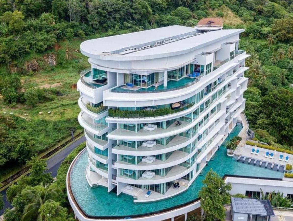 Hill Family 72 M2 Seaview * Karon
